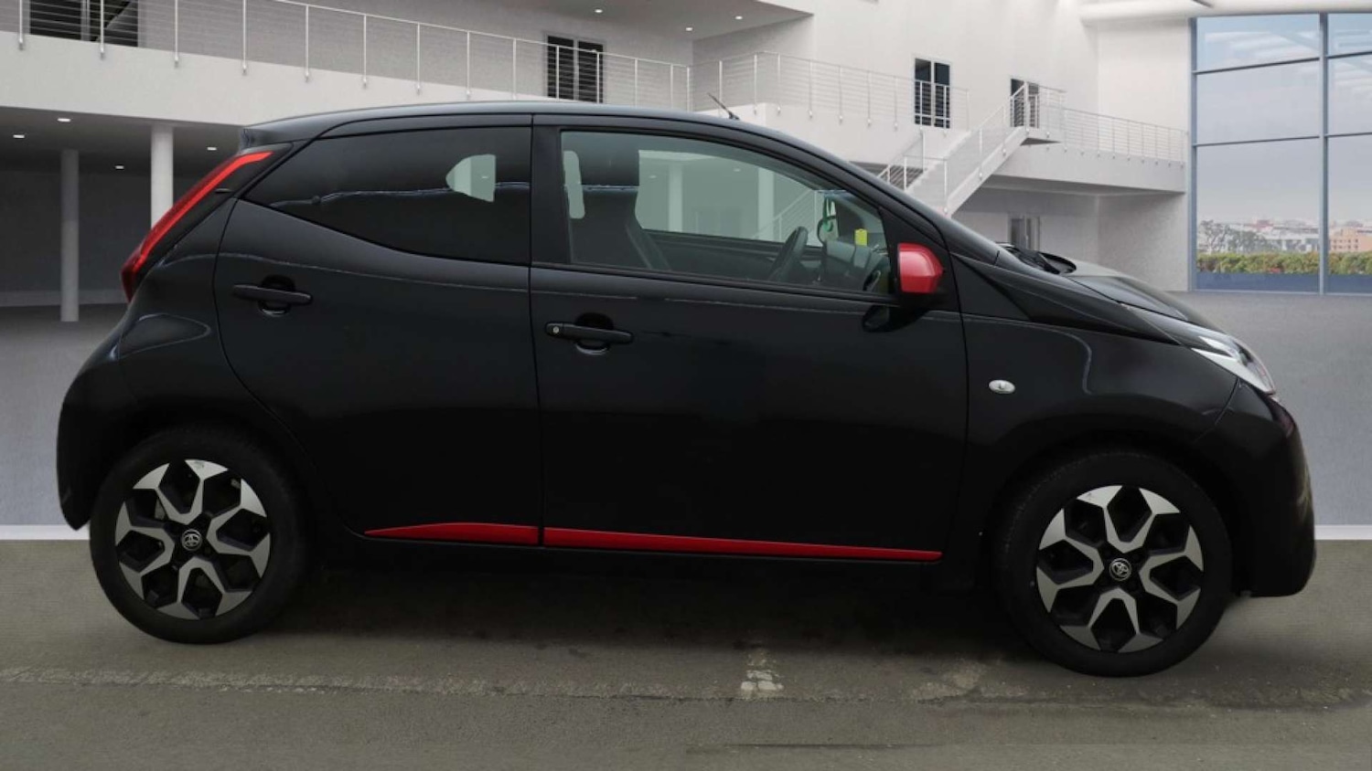 Used Toyota AYGO 2019 for sale - 77750347: Photo 5