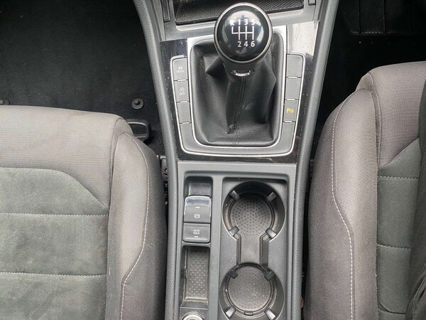 Used Volkswagen Golf 2019 for sale - 75639941: Photo 25