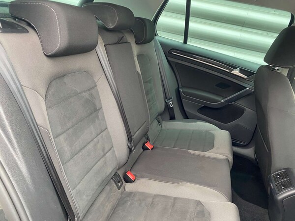 Used Volkswagen Golf 2019 for sale - 75639941: Photo 30