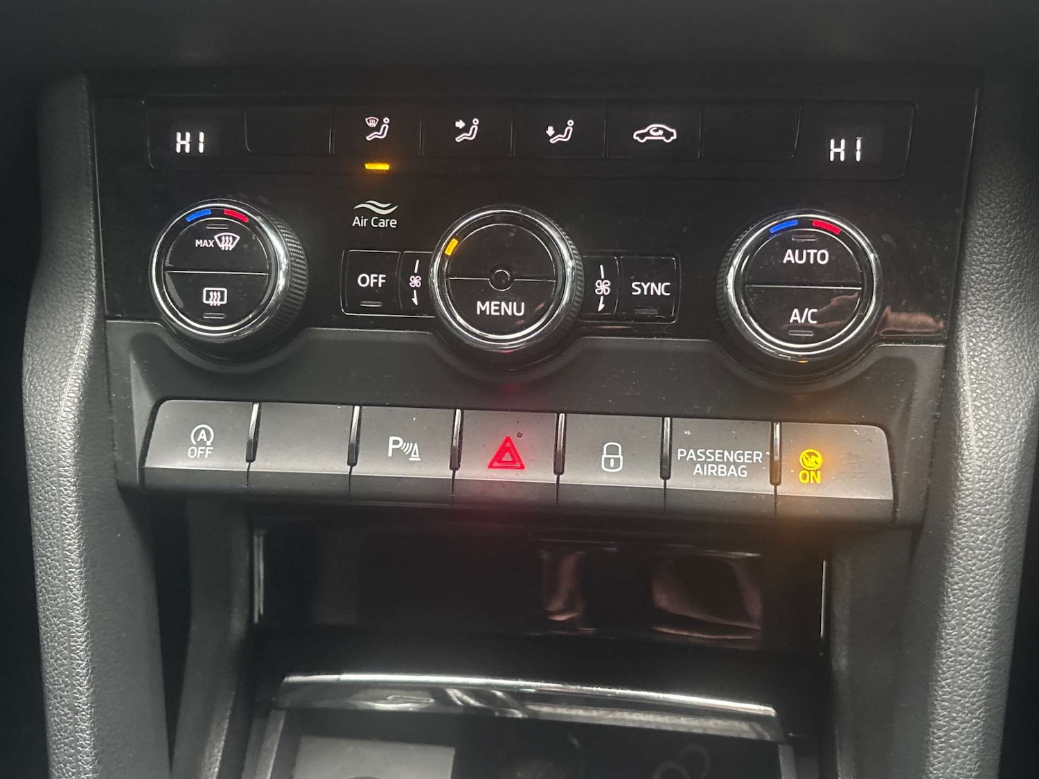 Used Skoda Karoq 2019 for sale - 76618874: Photo 28