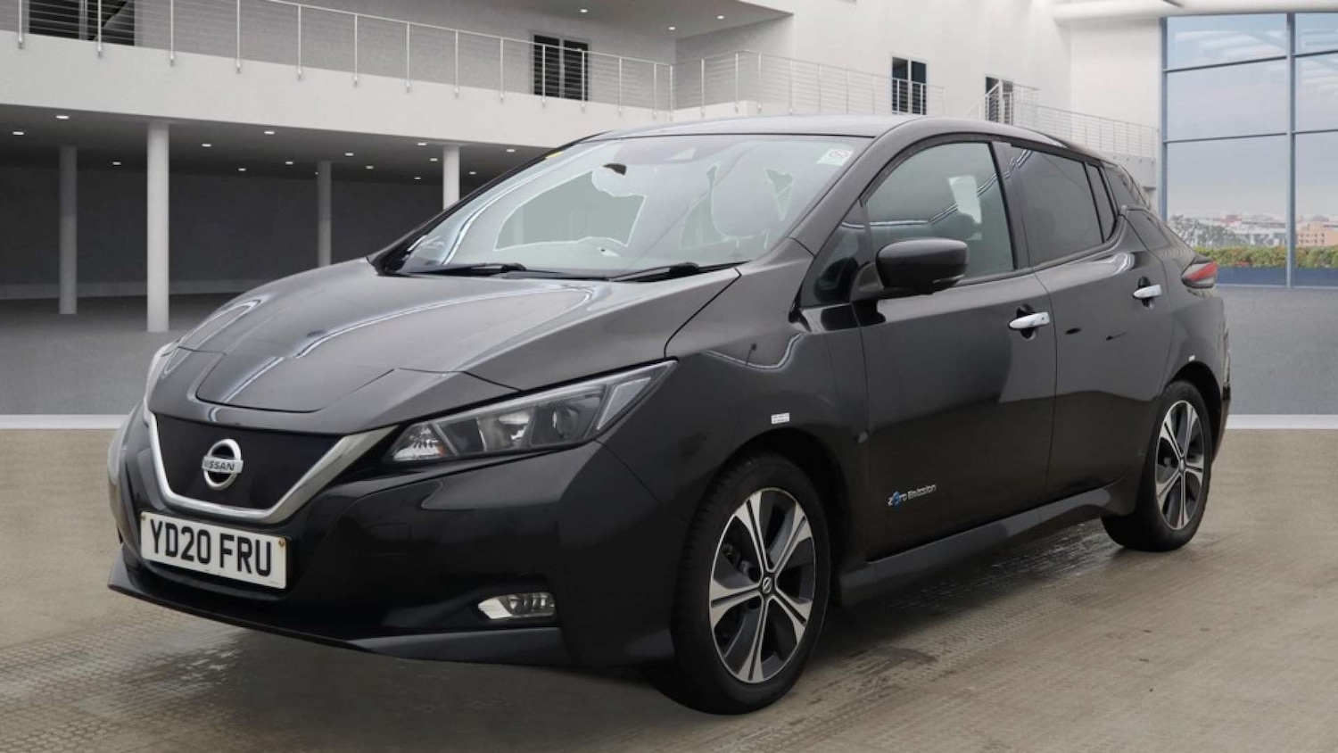 Used Nissan Leaf 2020 for sale - 76637244: Photo 2