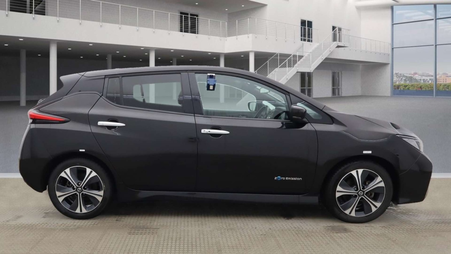 Used Nissan Leaf 2020 for sale - 76637244: Photo 5