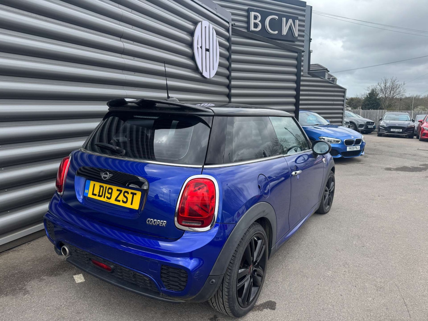 Used MINI Hatch 2019 for sale - 78169349: Photo 3