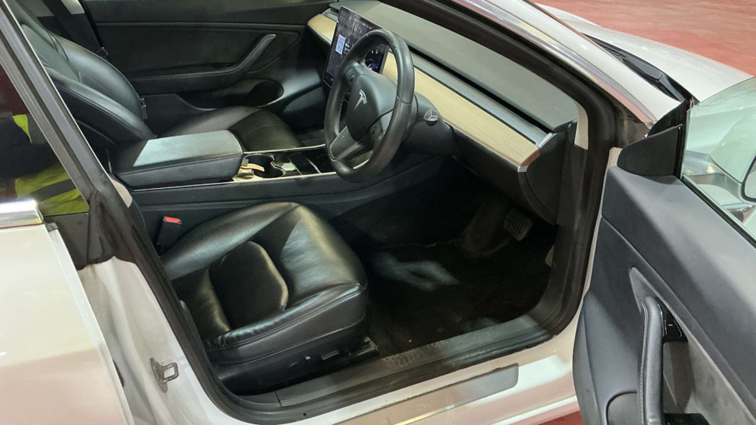 Used Tesla Model 3 2020 for sale - 78112479: Photo 8