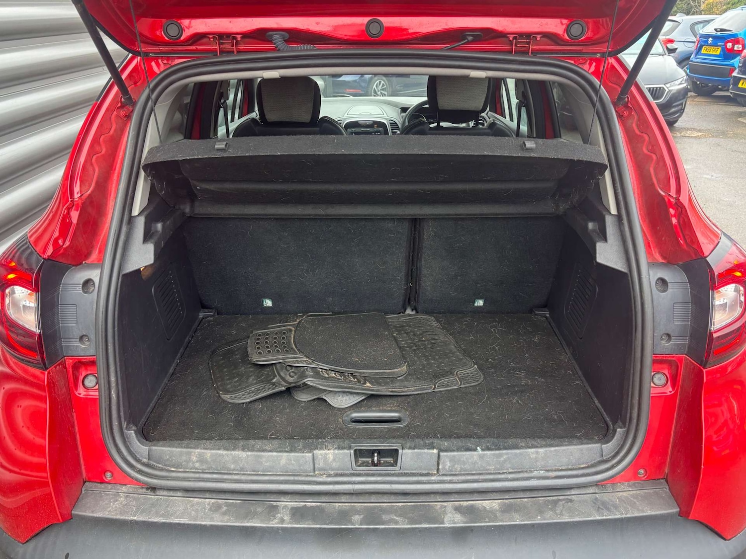 Used Renault Captur 2019 for sale - 76520310: Photo 10