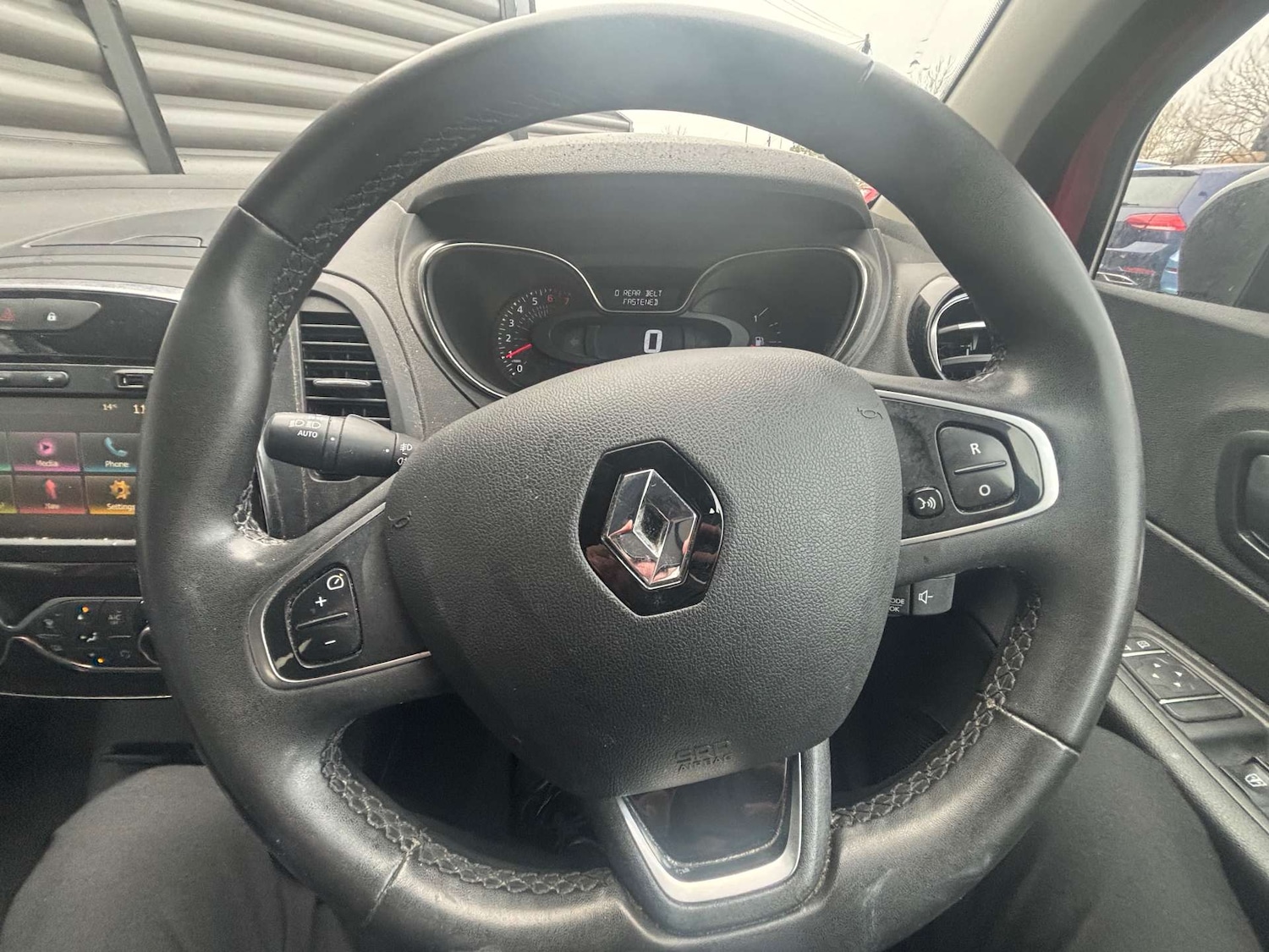 Used Renault Captur 2019 for sale - 76520310: Photo 12