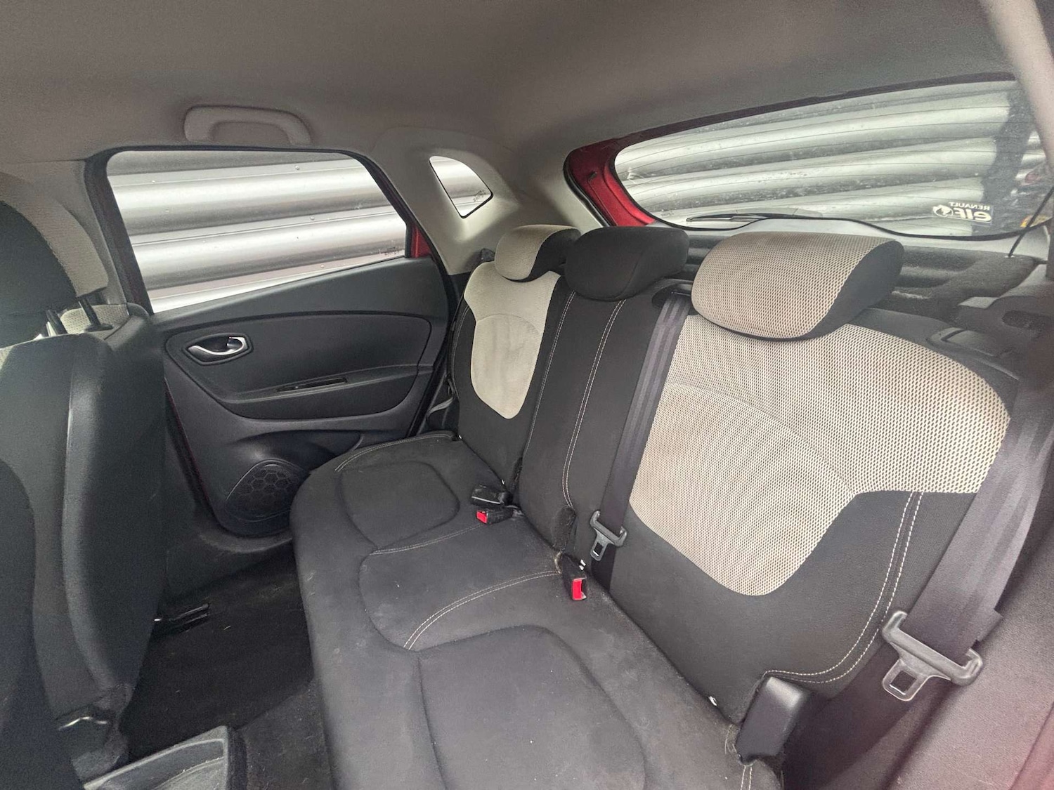 Used Renault Captur 2019 for sale - 76520310: Photo 17