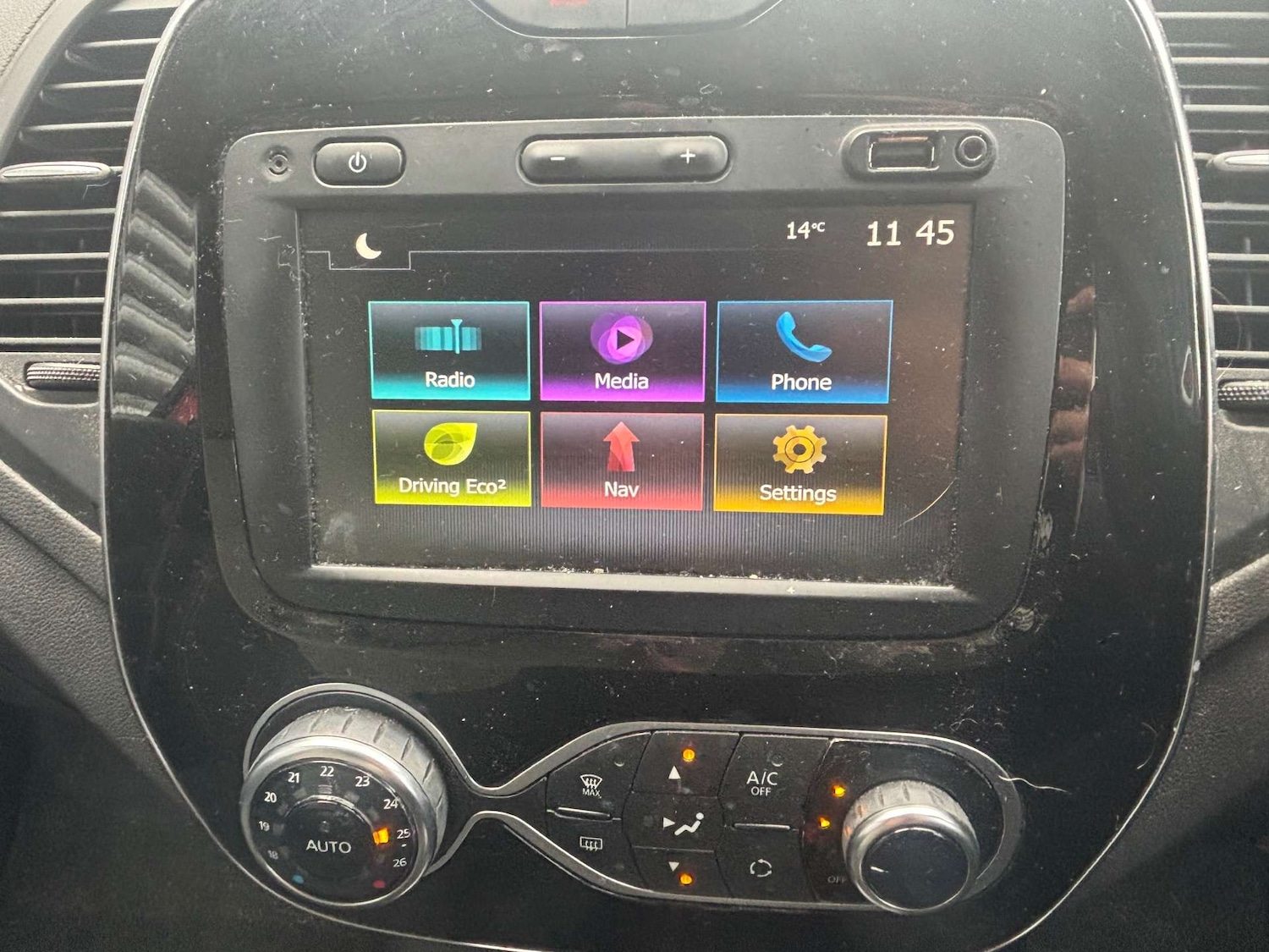 Used Renault Captur 2019 for sale - 76520310: Photo 21