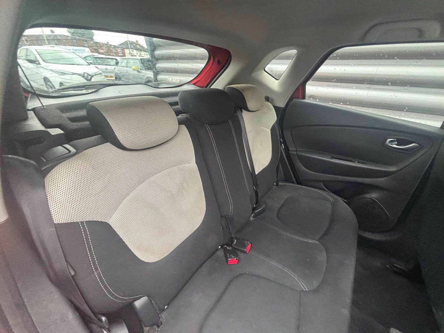 Used Renault Captur 2019 for sale - 76520310: Photo 28