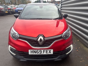 Used Renault Captur 2019 for sale - 76520310: Photo