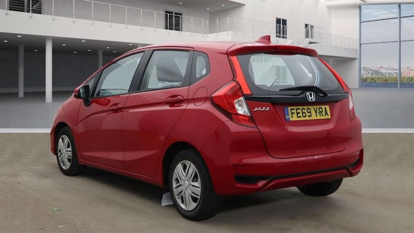 Used Honda Jazz 2019 for sale - 76243992: Photo 3