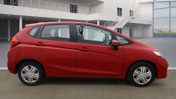 Used Honda Jazz 2019 for sale - 76243992: Photo 5