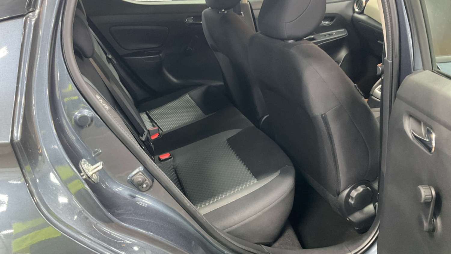 Used Nissan Micra 2022 for sale - 76317063: Photo 8