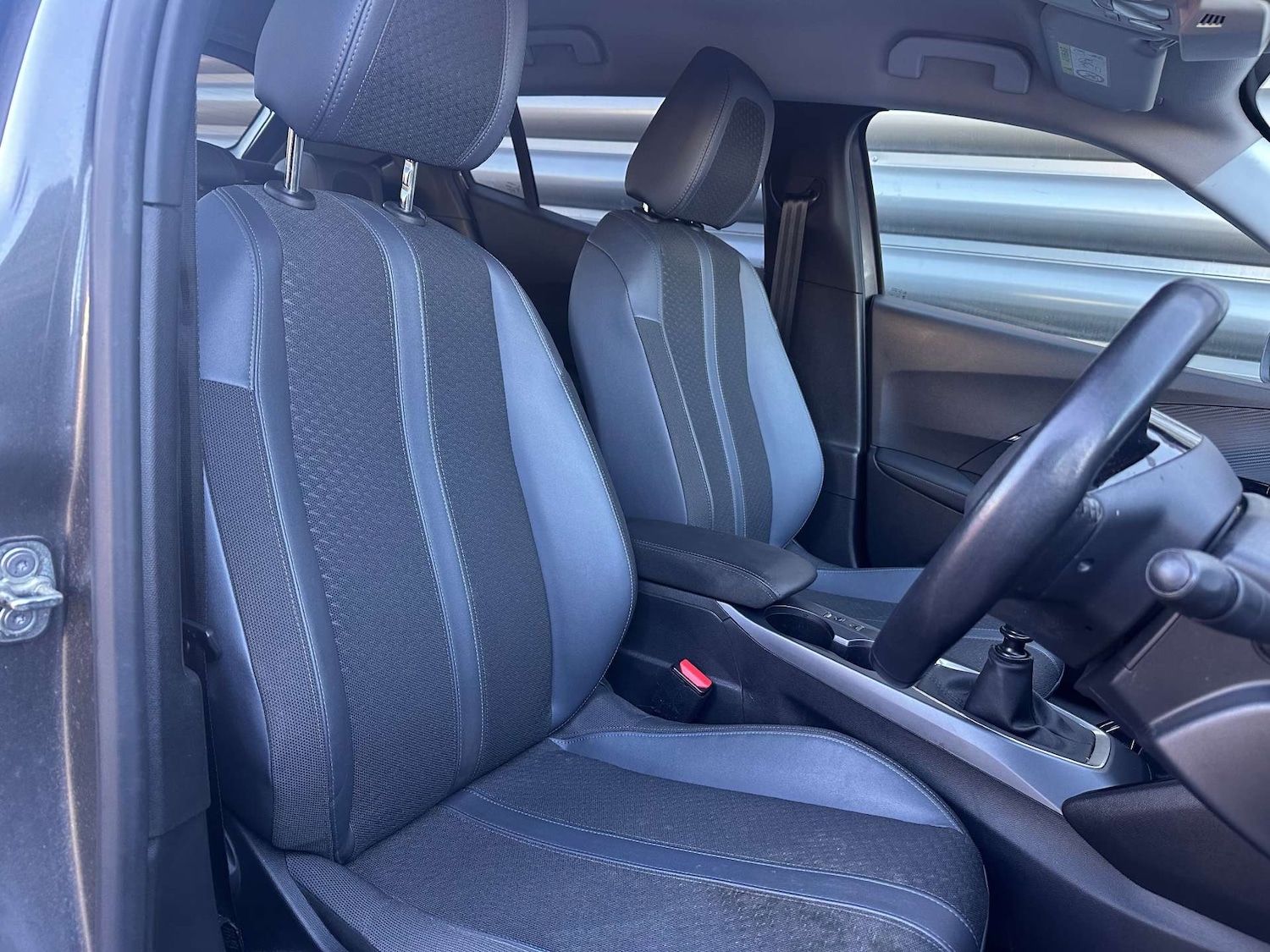 Used Peugeot 2008 2020 for sale - 76830160: Photo 10