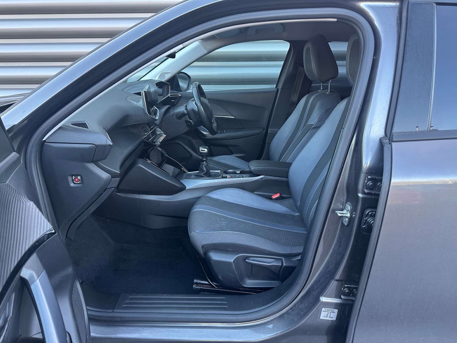 Used Peugeot 2008 2020 for sale - 76830160: Photo 11