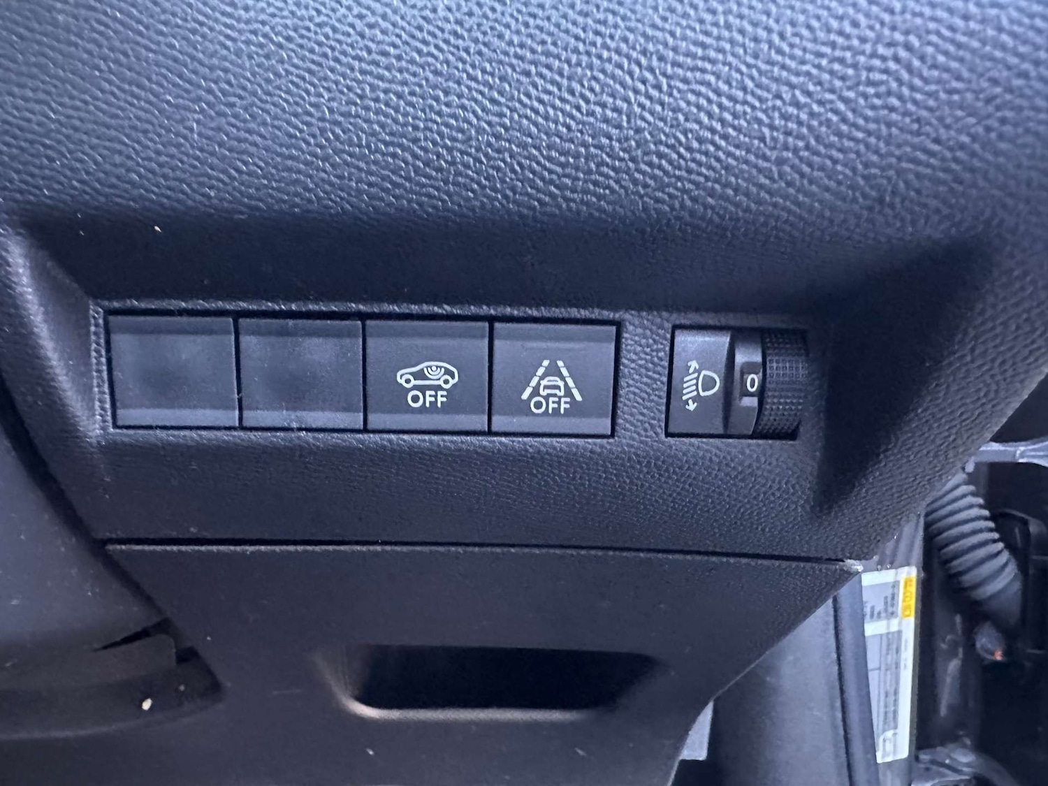 Used Peugeot 2008 2020 for sale - 76830160: Photo 21