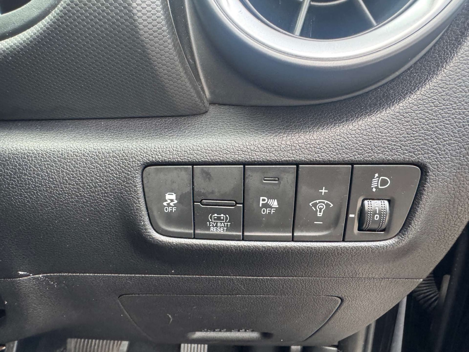 Used Hyundai KONA 2022 for sale - 76331510: Photo 13