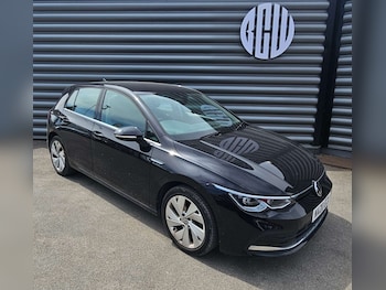 Used Volkswagen Golf 2020 for sale - 79007342: Photo