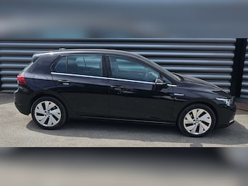 Used Volkswagen Golf 2020 for sale - 79007342: Photo