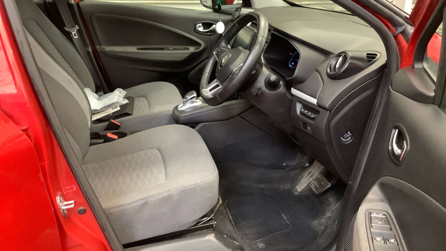Used Renault Zoe 2021 for sale - 78218171: Photo 9