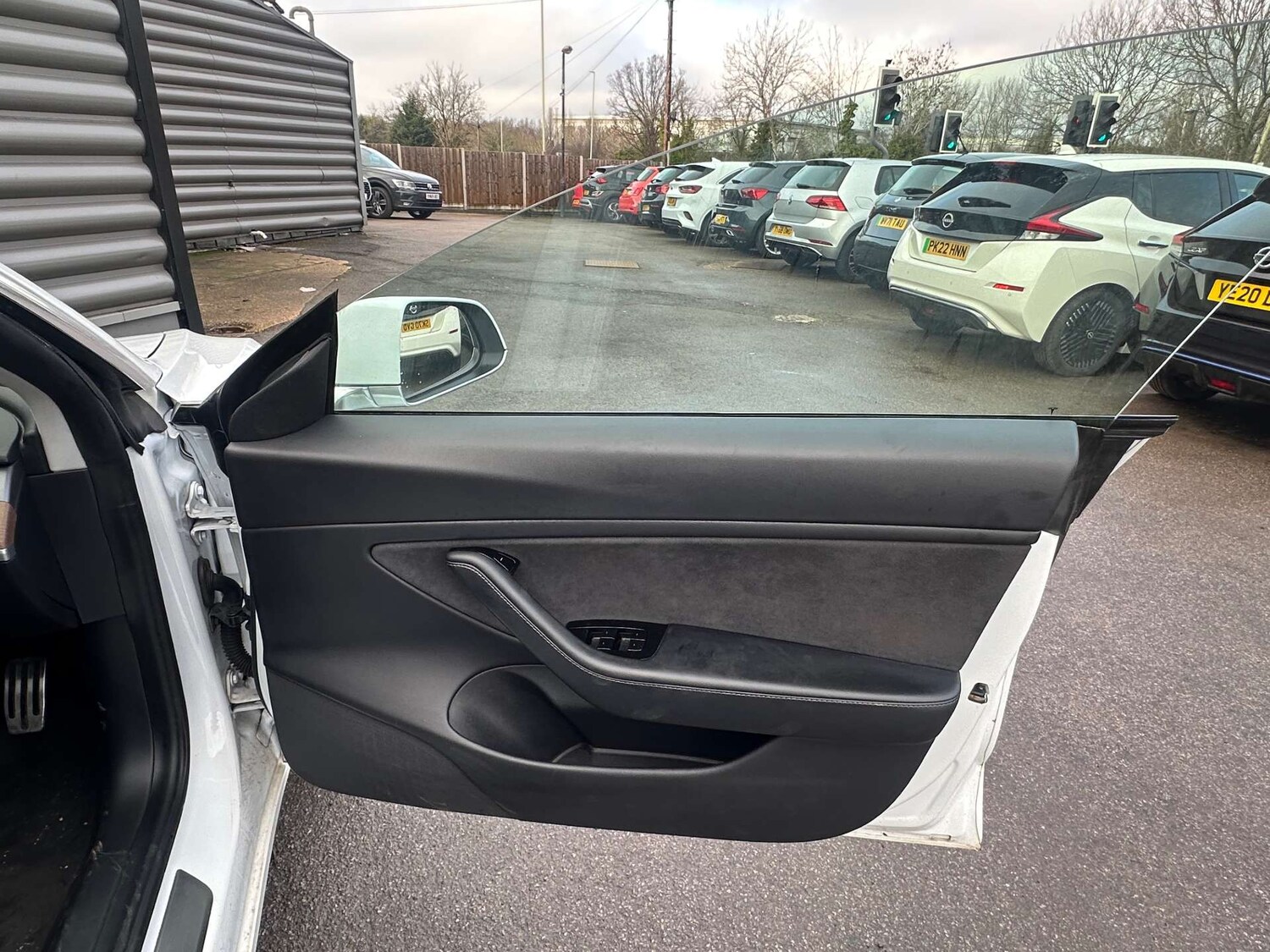 Used Tesla Model 3 2020 for sale - 77228443: Photo 35