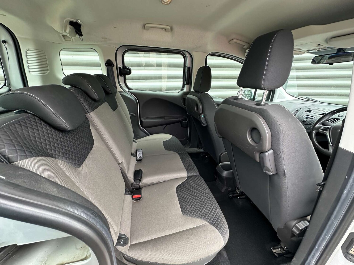 Vehicle 28