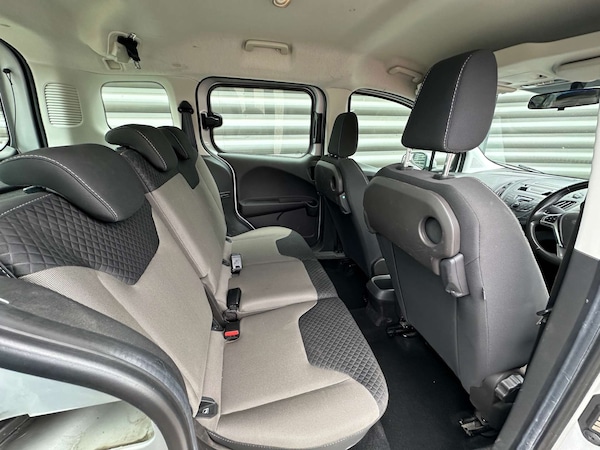 Used Ford Tourneo Courier 2019 for sale - 75654762: Photo 28