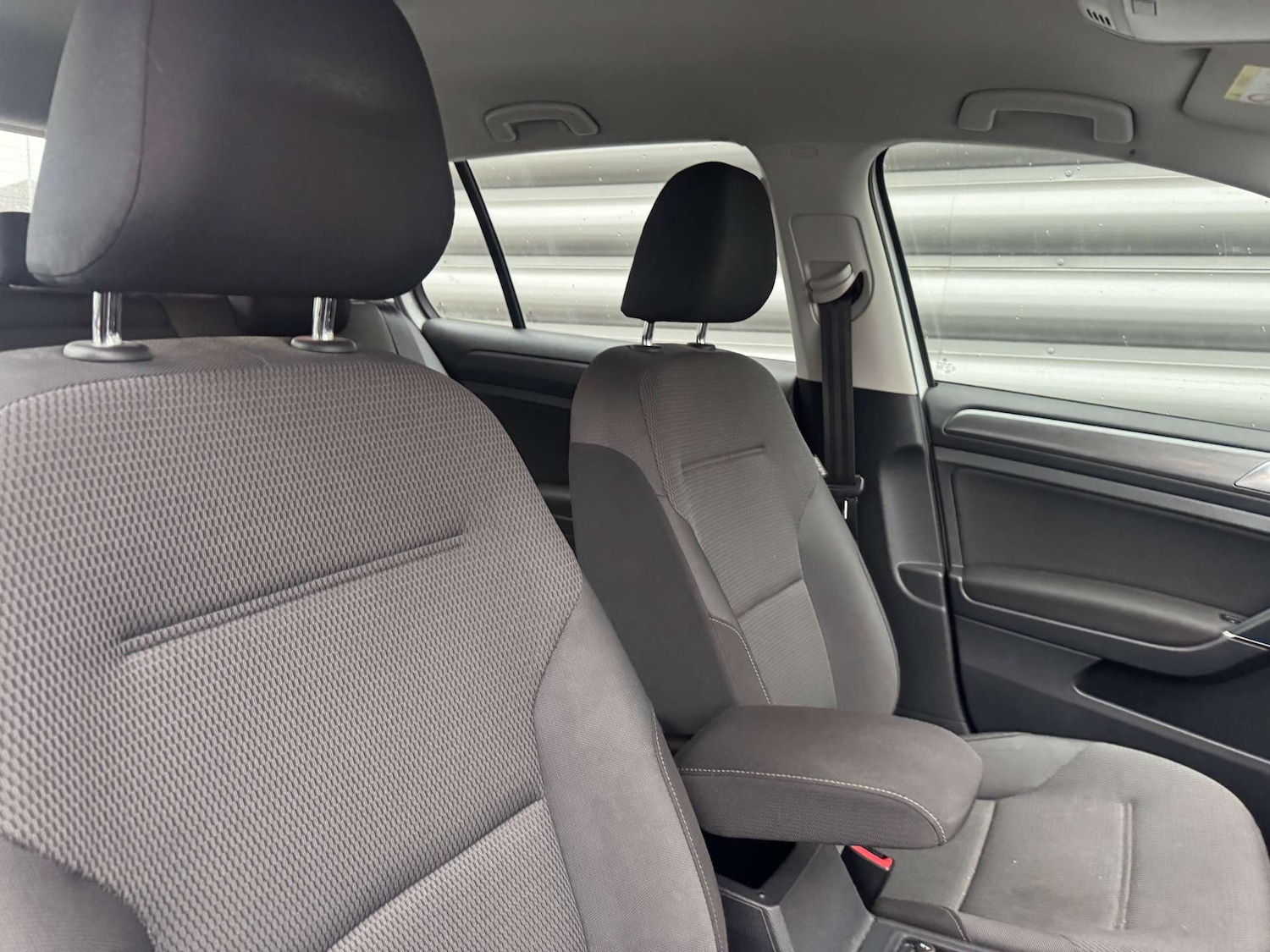 Used Volkswagen Golf 2017 for sale - 77165459: Photo 22