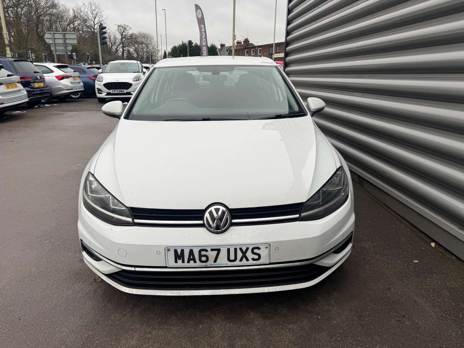 Used Volkswagen Golf 2017 for sale - 77165459: Photo 3