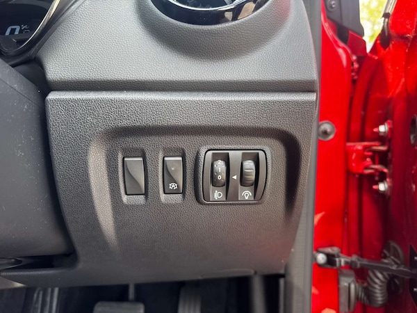 Used Renault Captur 2019 for sale - 75585903: Photo 35