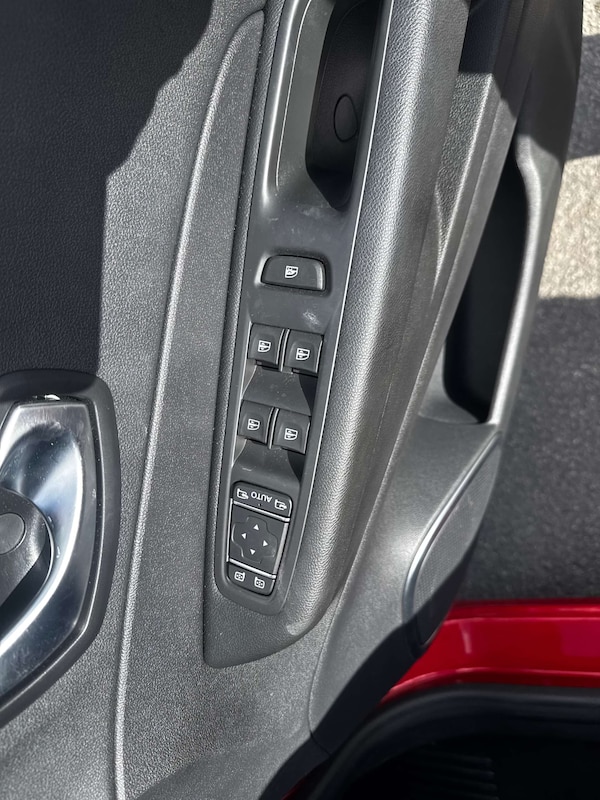 Used Renault Captur 2019 for sale - 75585903: Photo 36