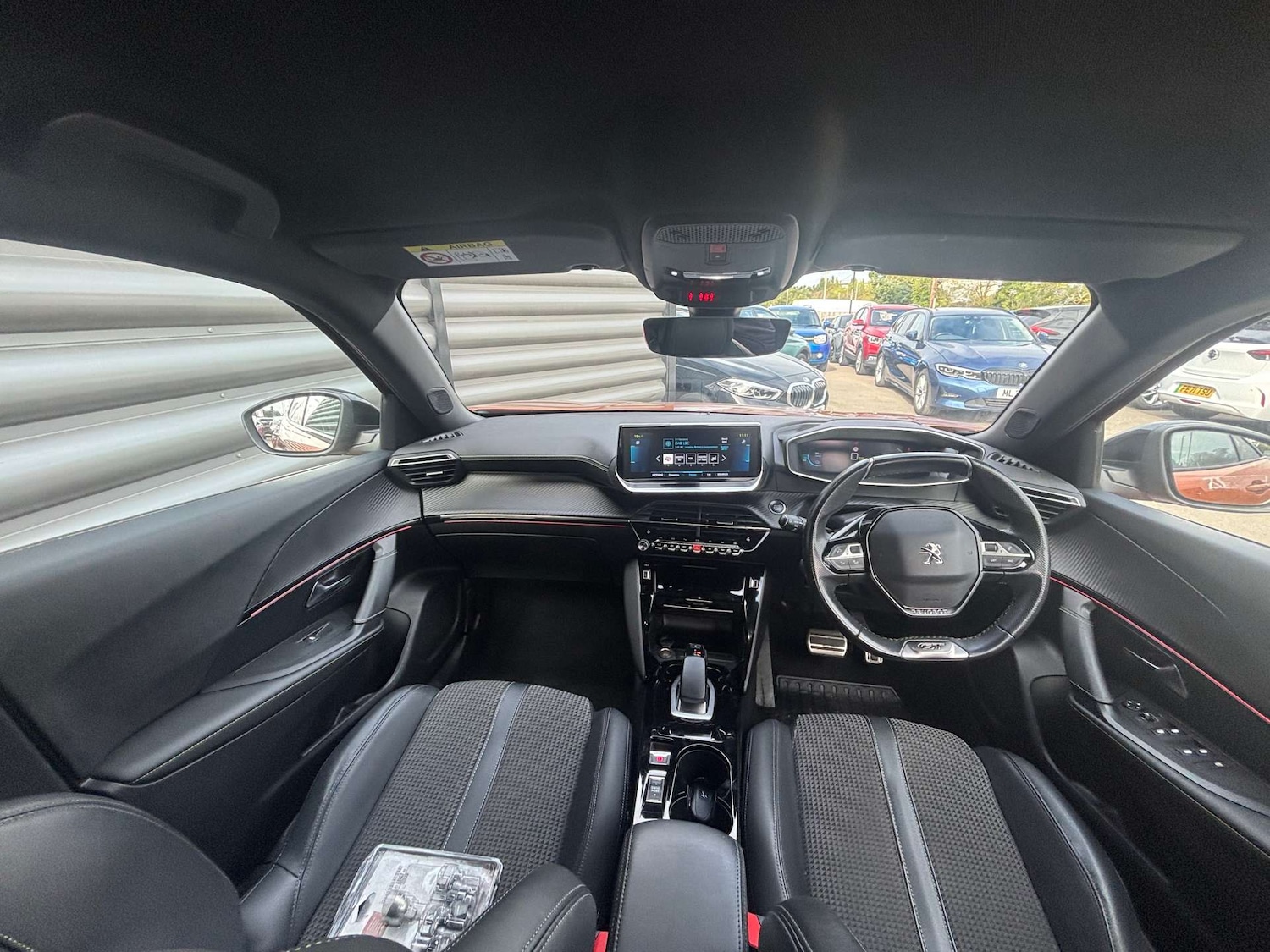 Used Peugeot 2008 2020 for sale - 76520302: Photo 12