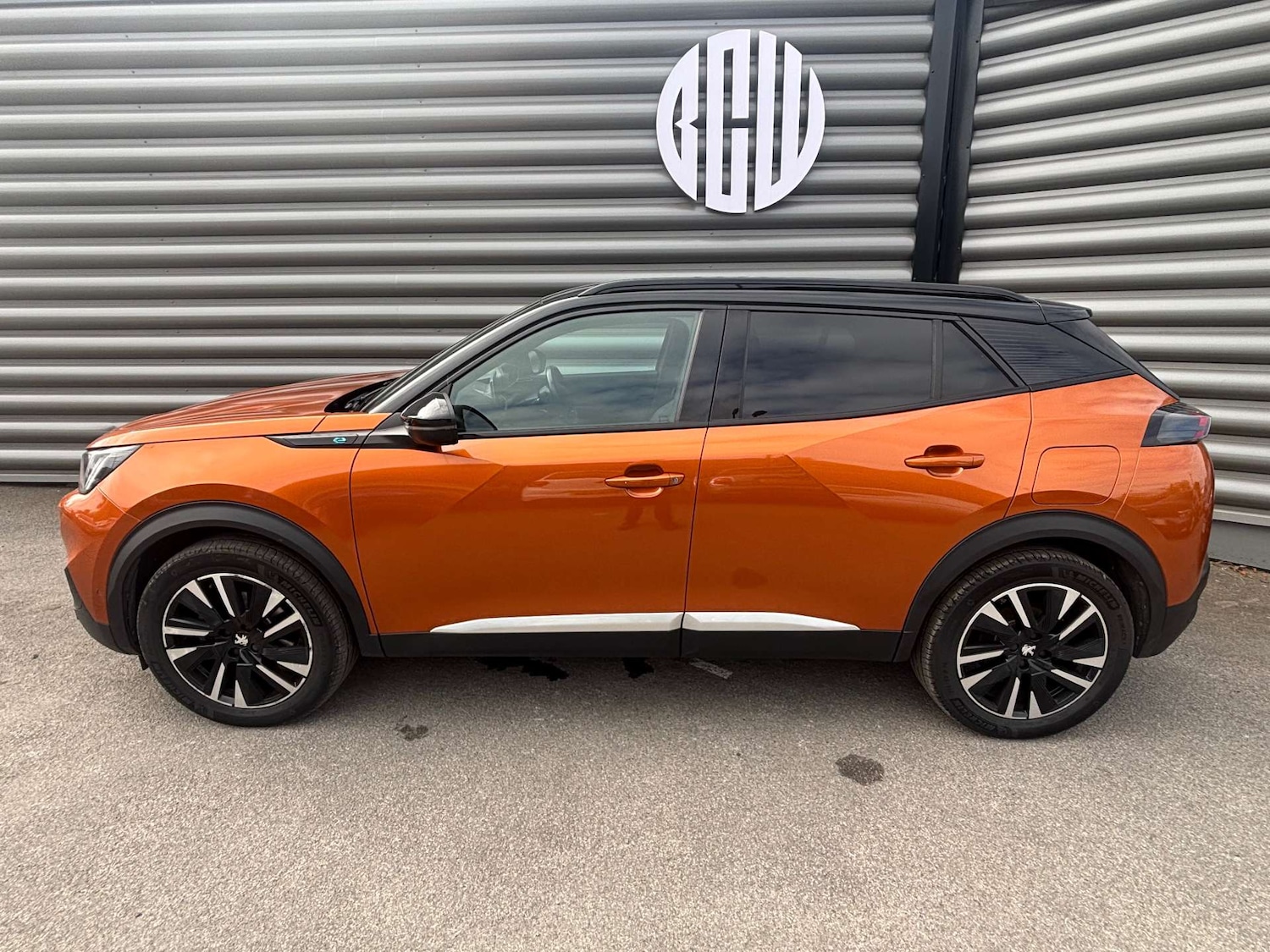 Used Peugeot 2008 2020 for sale - 76520302: Photo 6