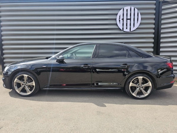Used Audi A4 2018 for sale - 74463161: Photo 2