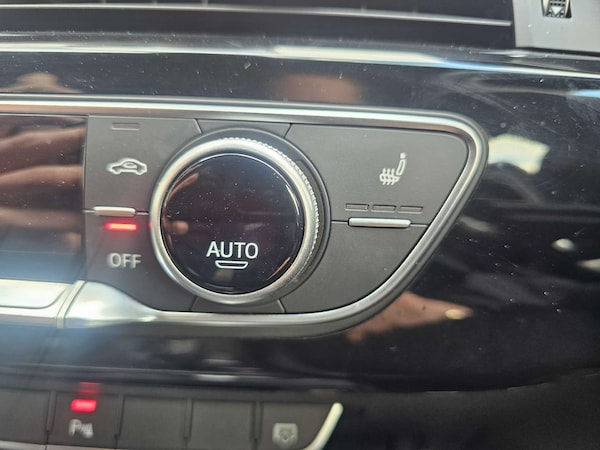 Used Audi A4 2018 for sale - 74463161: Photo 32