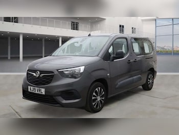 Used Vauxhall Combo Life 2019 for sale - 76372233: Photo