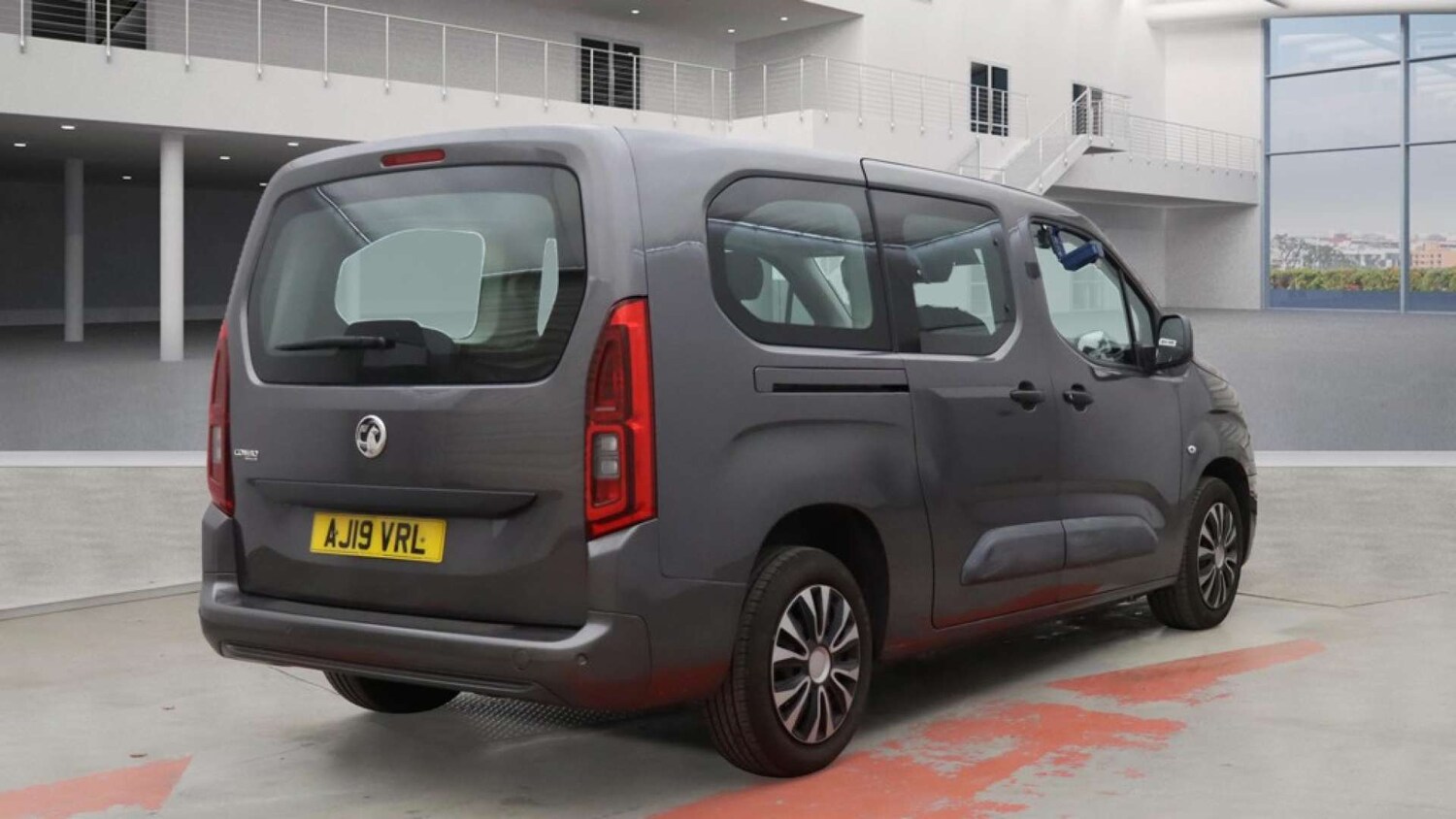 Used Vauxhall Combo Life 2019 for sale - 76372233: Photo 4