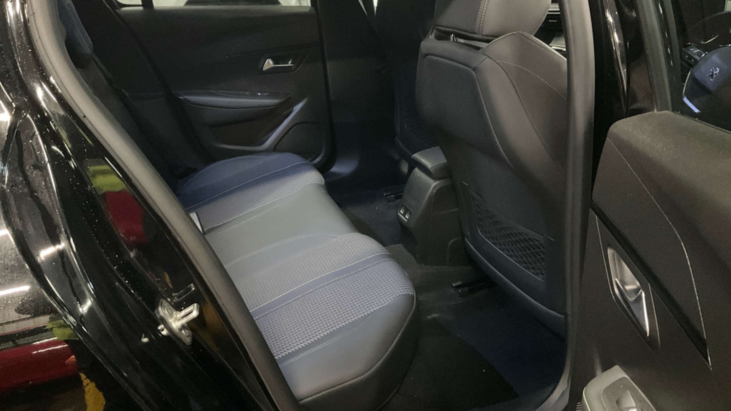 Used Peugeot 208 2023 for sale - 76897277: Photo 8