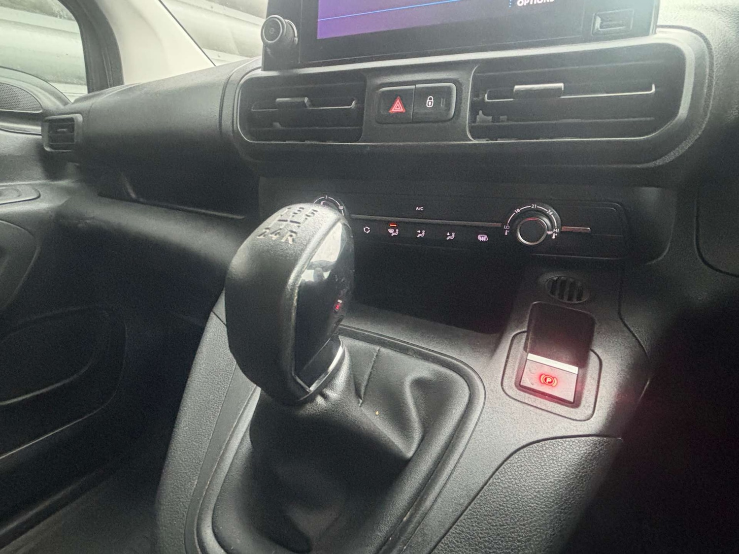 Used Peugeot Partner 2021 for sale - 77180065: Photo 31