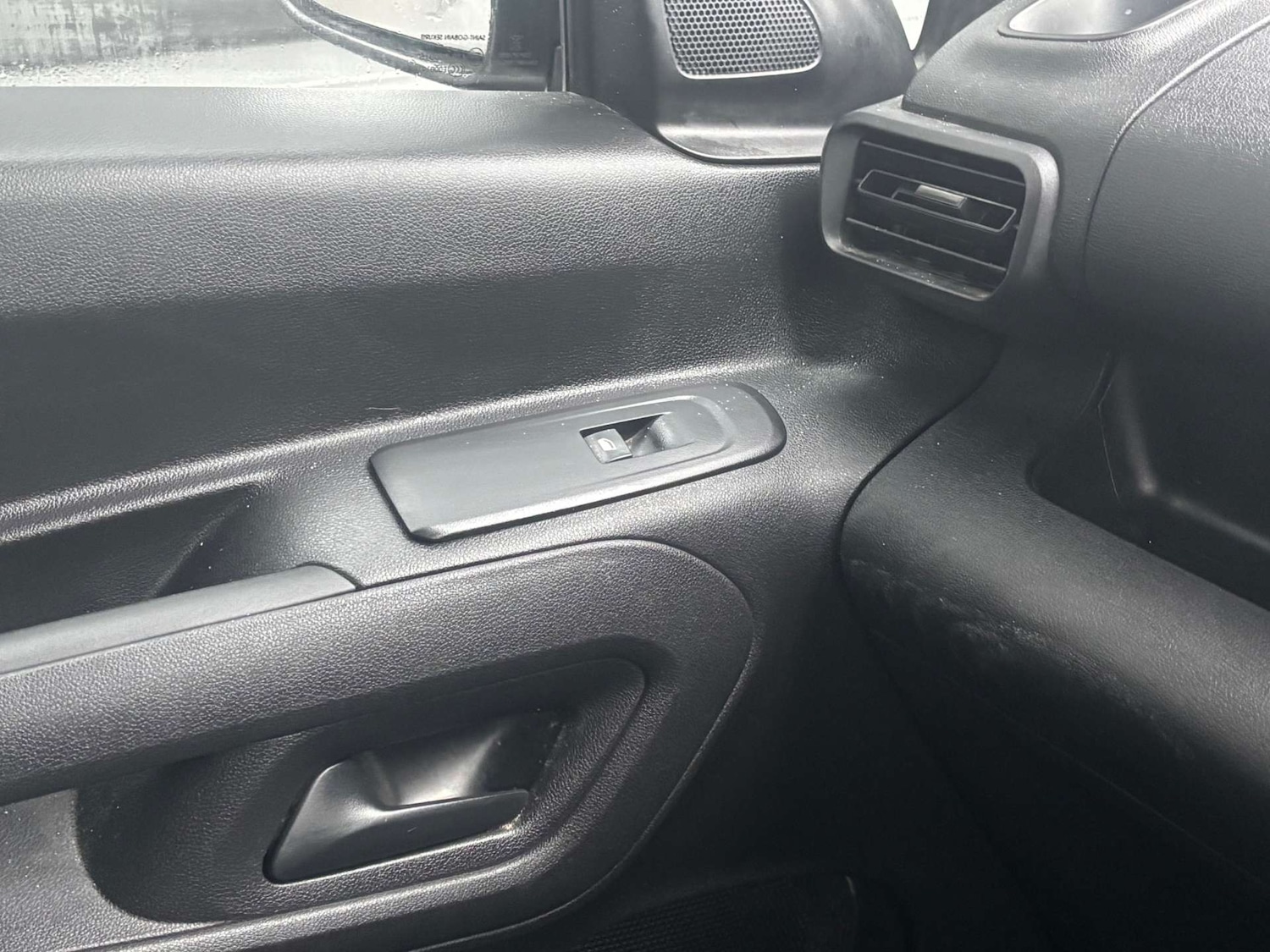 Used Peugeot Partner 2021 for sale - 77180065: Photo 45