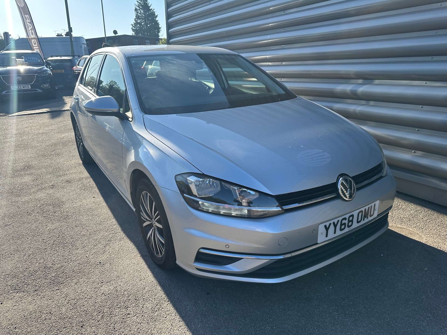 Used Volkswagen Golf 2018 for sale - 76277748: Photo 4