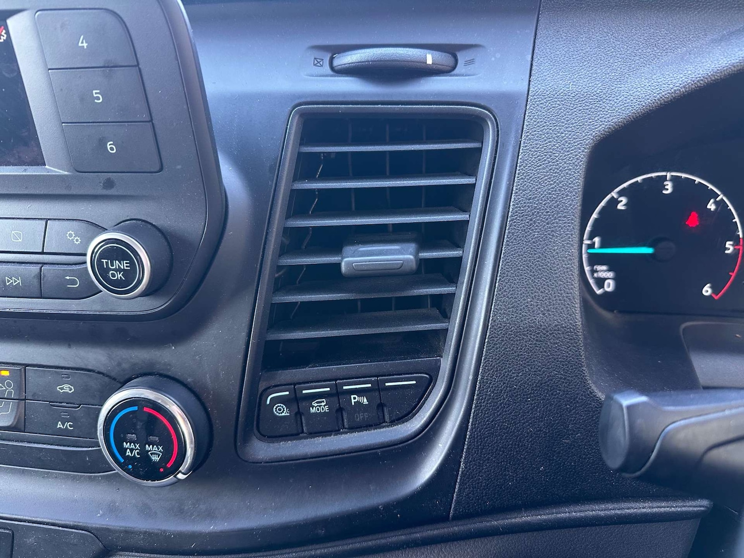 Used Ford Transit Custom 2020 for sale - 76651409: Photo 18