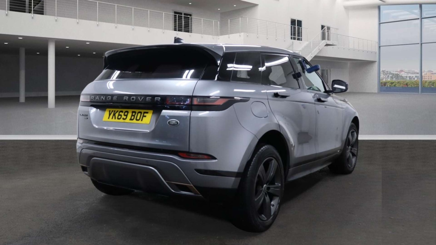 Used Land Rover Range Rover Evoque 2019 for sale - 77303960: Photo 4