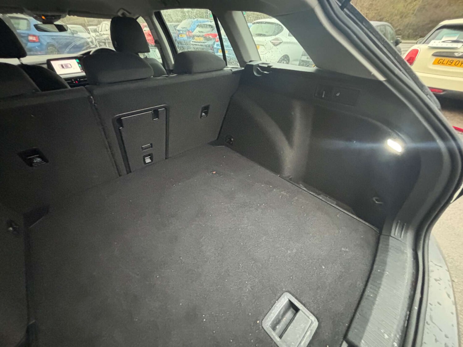 Used Volkswagen Golf 2021 for sale - 76429389: Photo 51