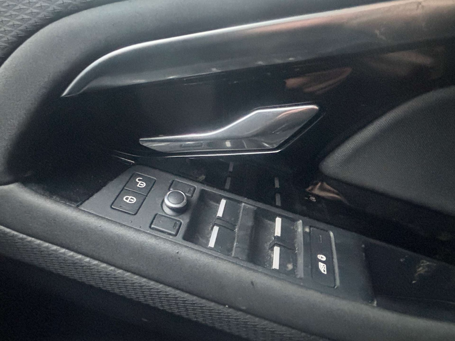 Used Land Rover Range Rover Evoque 2019 for sale - 77542686: Photo 25