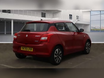 Used Suzuki Swift 2020 for sale - 76271497: Photo 4