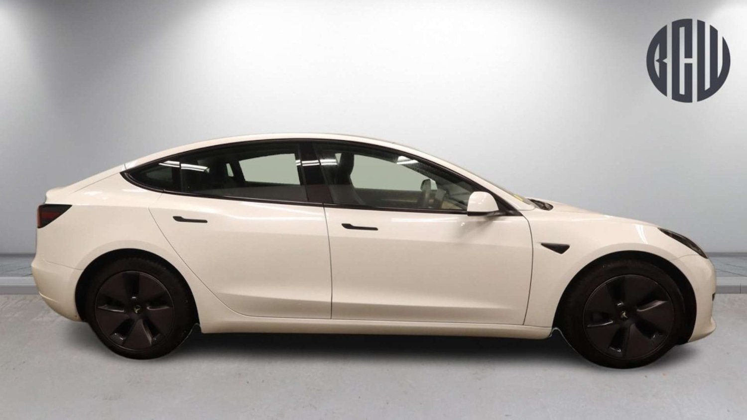 Used Tesla Model 3 2021 for sale - 77989985: Photo 3