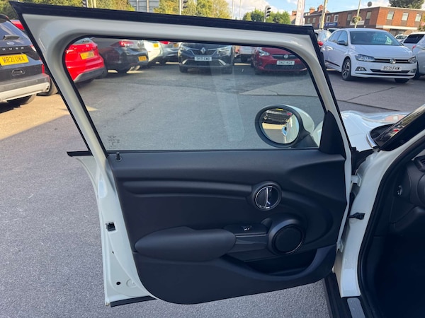 Used MINI Hatch 2019 for sale - 75714235: Photo 20