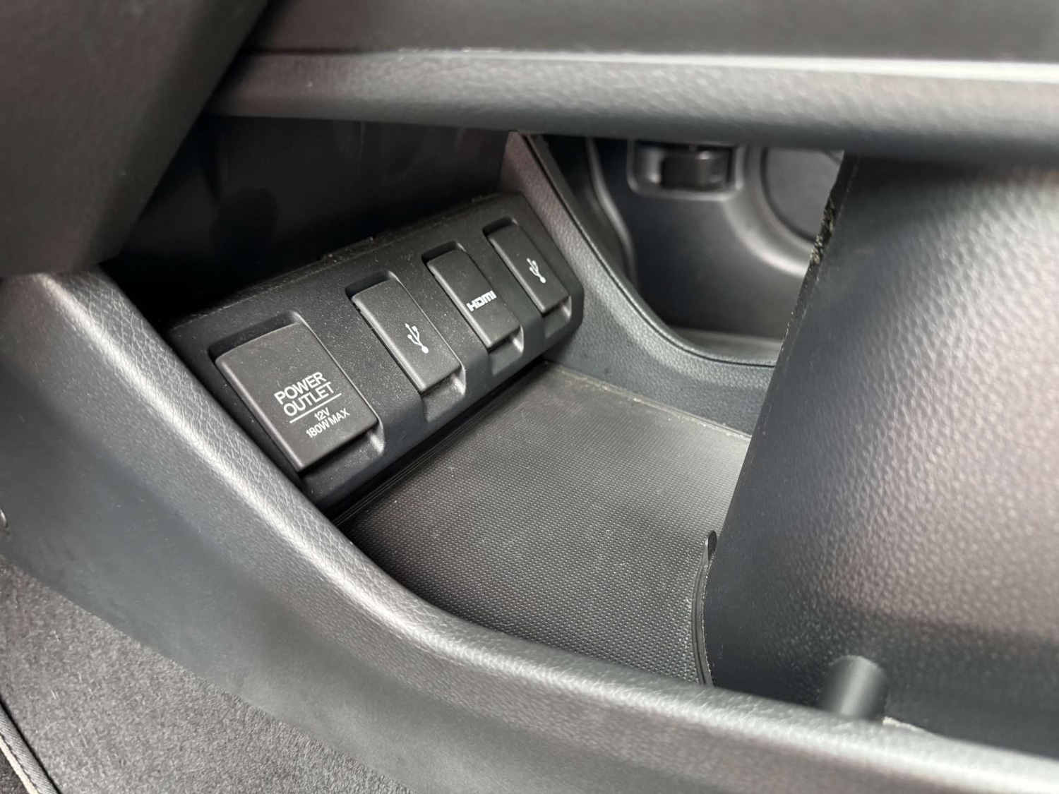 Used Honda HR-V 2018 for sale - 76243964: Photo 36