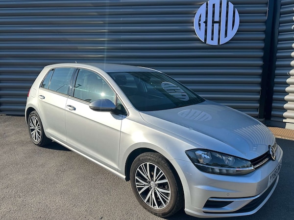 Used Volkswagen Golf 2018 for sale - 76115723: Photo 1